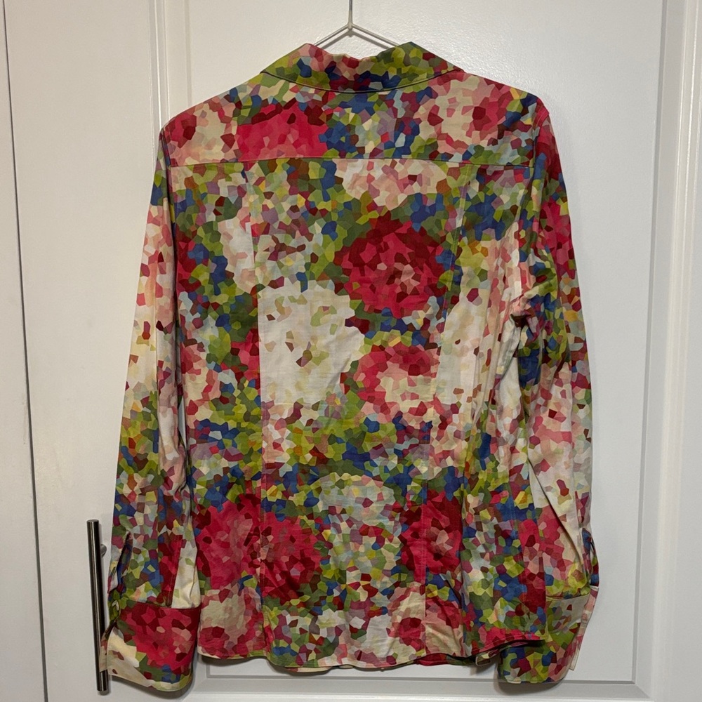 Paperwhite Multicolor Floral-Print Button-Down Shirt with French Cuffs - Picture 6 of 14